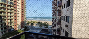 50 m da Praia da Aviação - Ap. 53 - Vista para o mar - Apartamento Amplo - Todo Renovado -